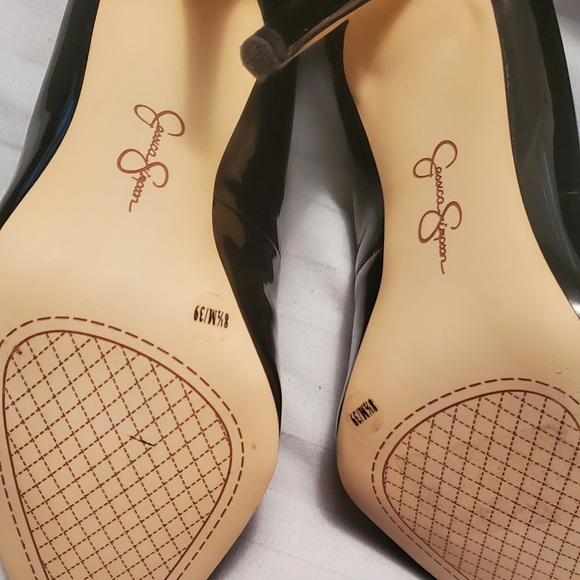 Jessica Simpson Heels - Picture 4 of 5
